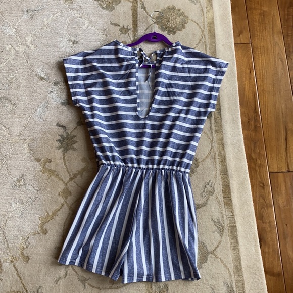 Romper - Picture 2 of 2